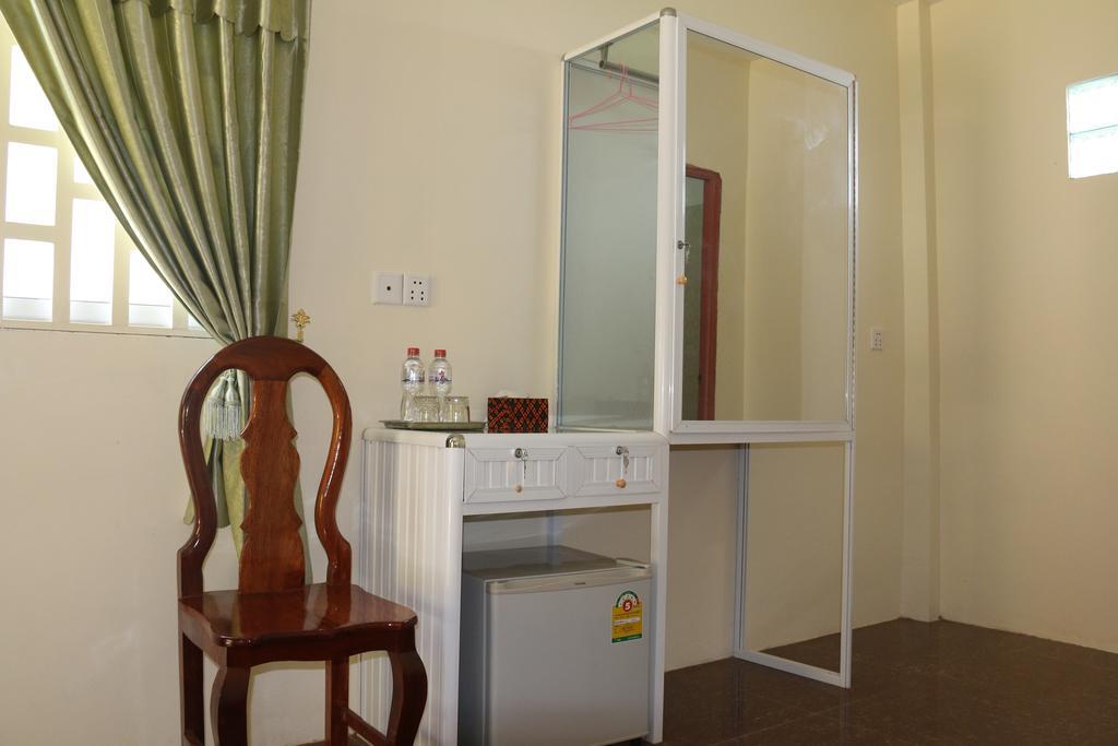 The Moonflower Bungalow Hotel Sihanoukville Exterior foto